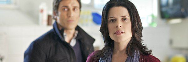 Neve Campbell Talks AN AMISH MURDER and SCREAM 5