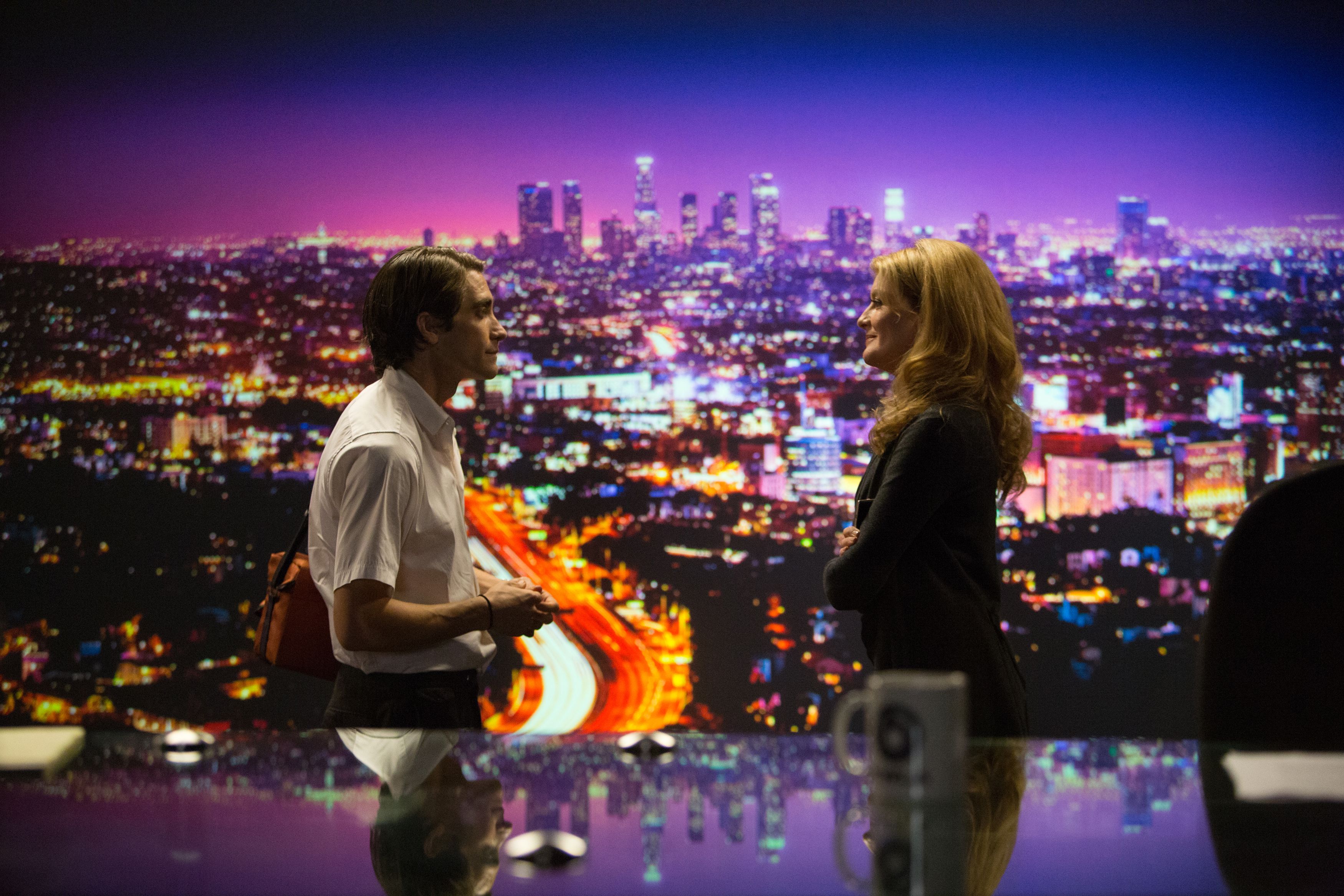nightcrawler-jake-gyllenhaal-rene-russo