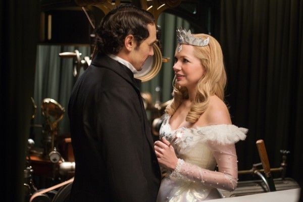 oz-the-great-and-powerful-james-franco-michelle-williams