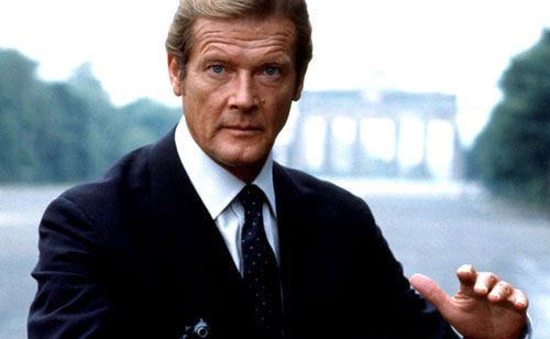 roger-moore-octopussy