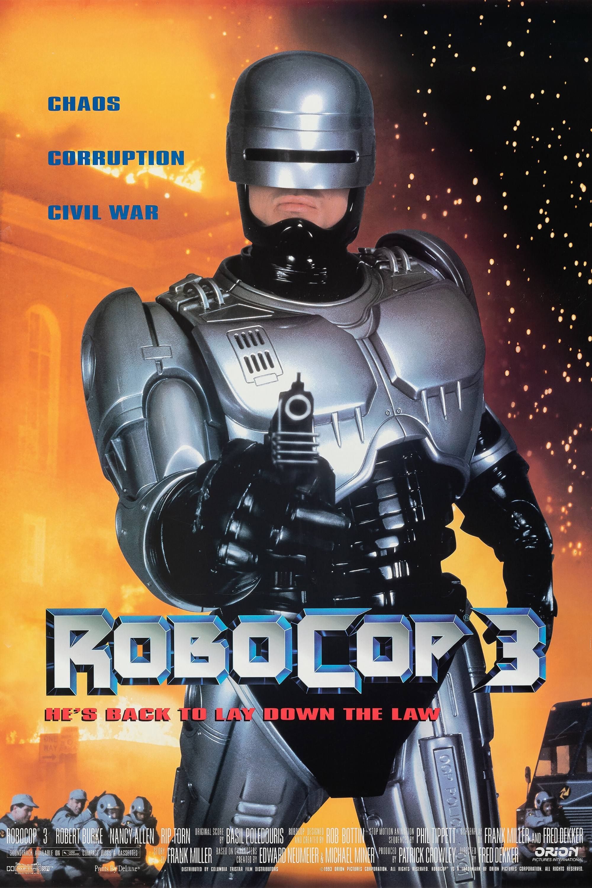 robocop-poster-holding-a-weapon.jpg