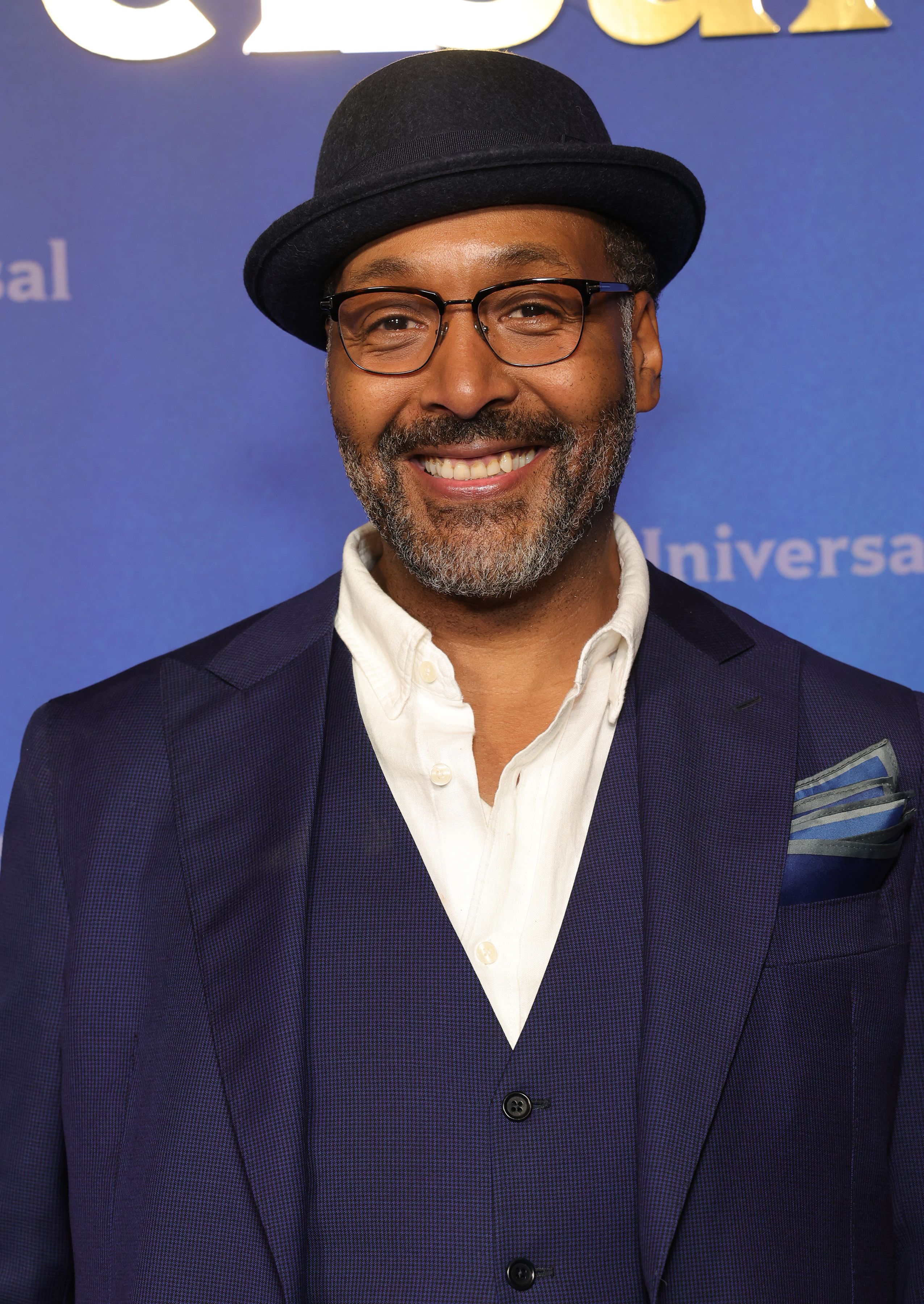 Headshot of Jesse L. Martin