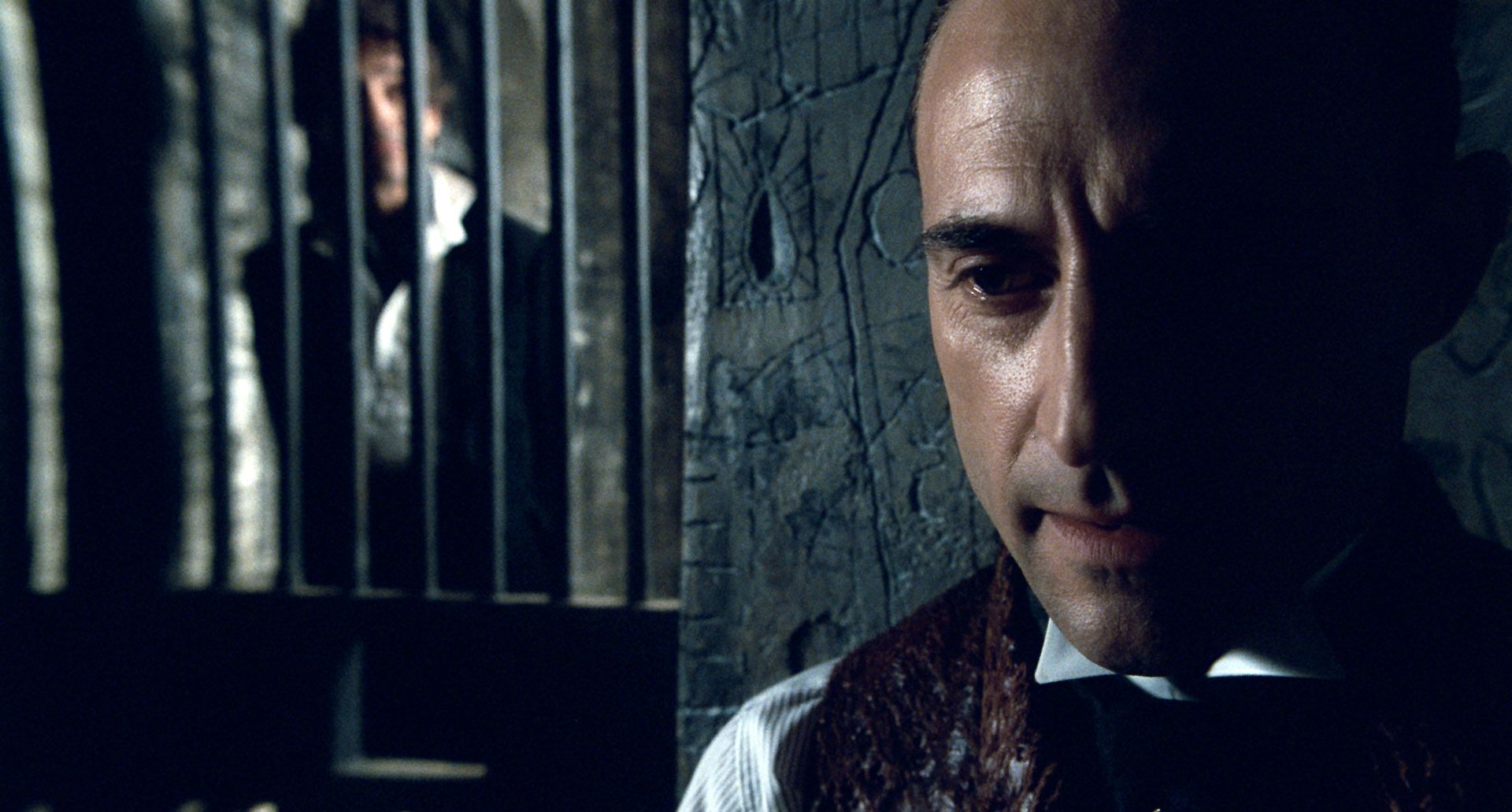 37 High Resolution Images from SHERLOCK HOLMES