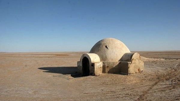tatooine-hut