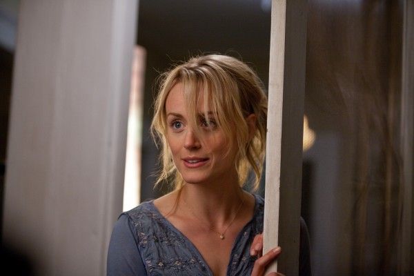 the-lucky-one-taylor-schilling-image