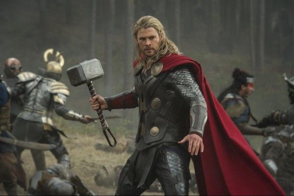 thor-the-dark-world-chris-hemsworth-2