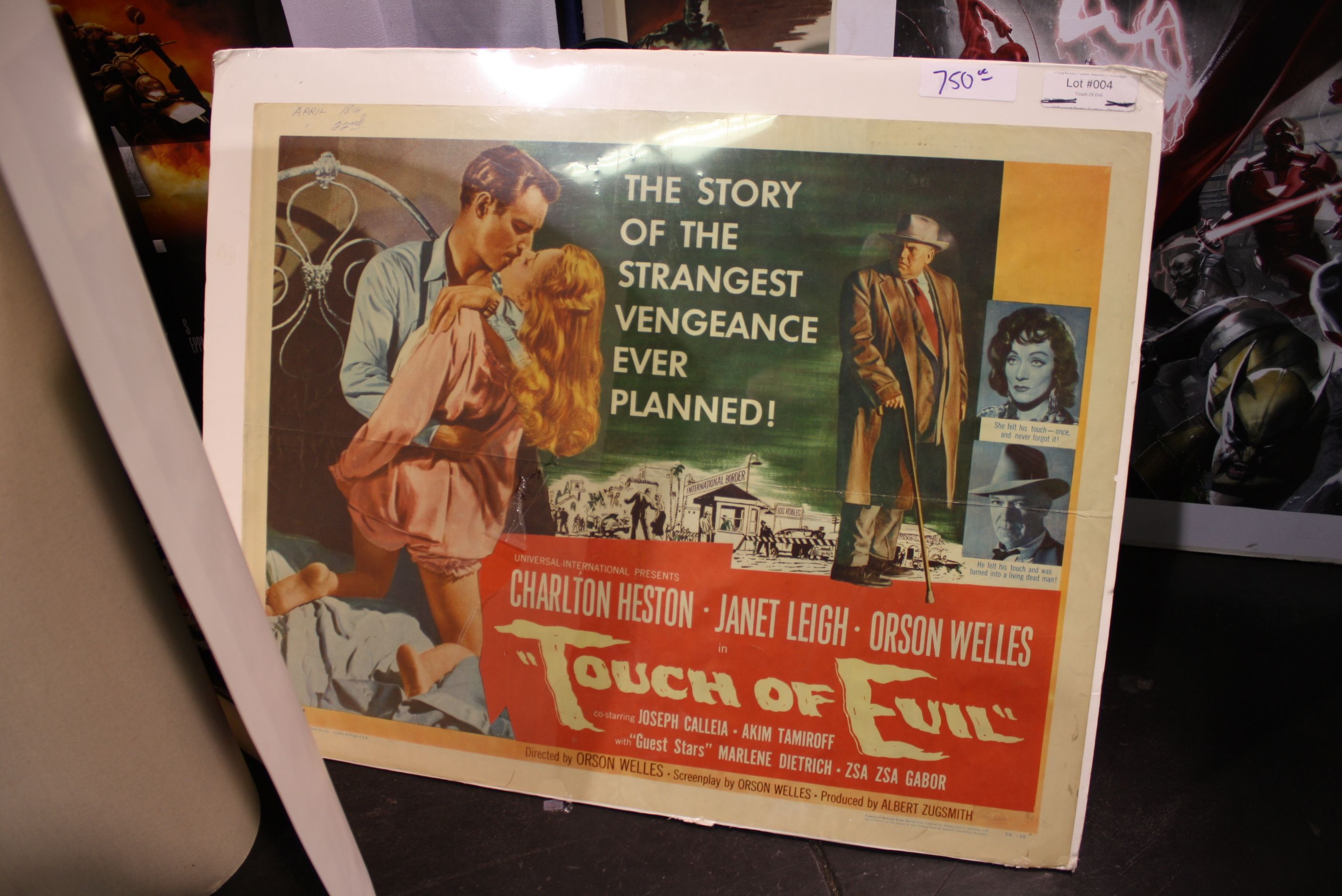 WonderCon 2012 Images from Convention Floor Including STAR TREK