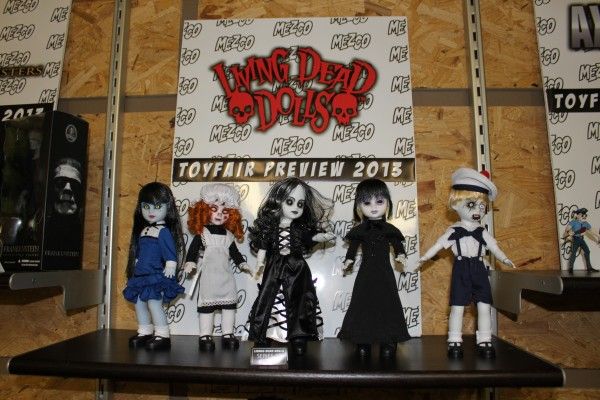 toyfair-2013-living-dead-dolls