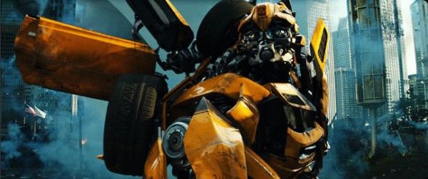 transformers-dark-of-the-moon-movie-image-bumblebee-01
