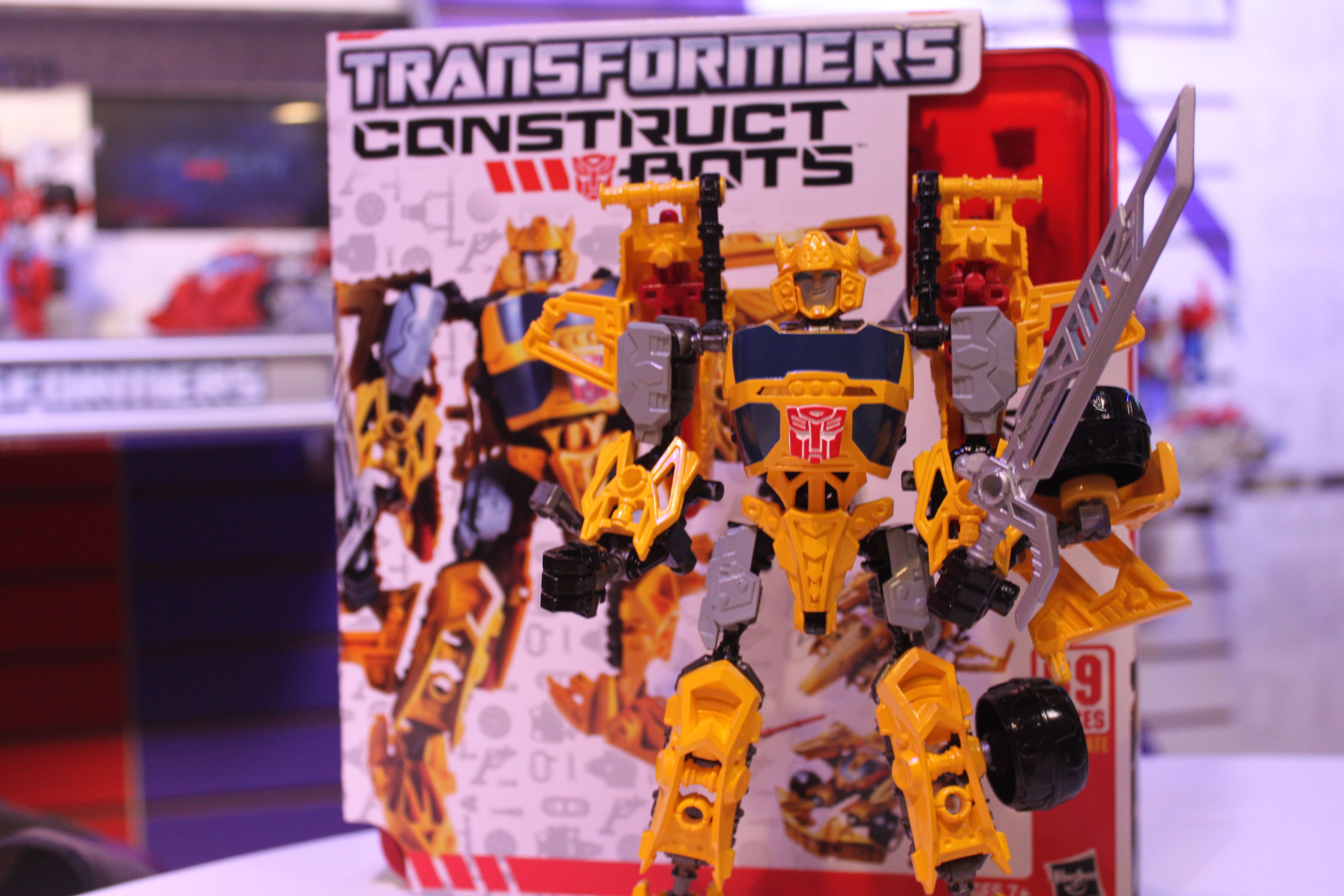 Toy Fair 2013 New TRANSFORMERS Toys Featuring the Biggest Transformers
