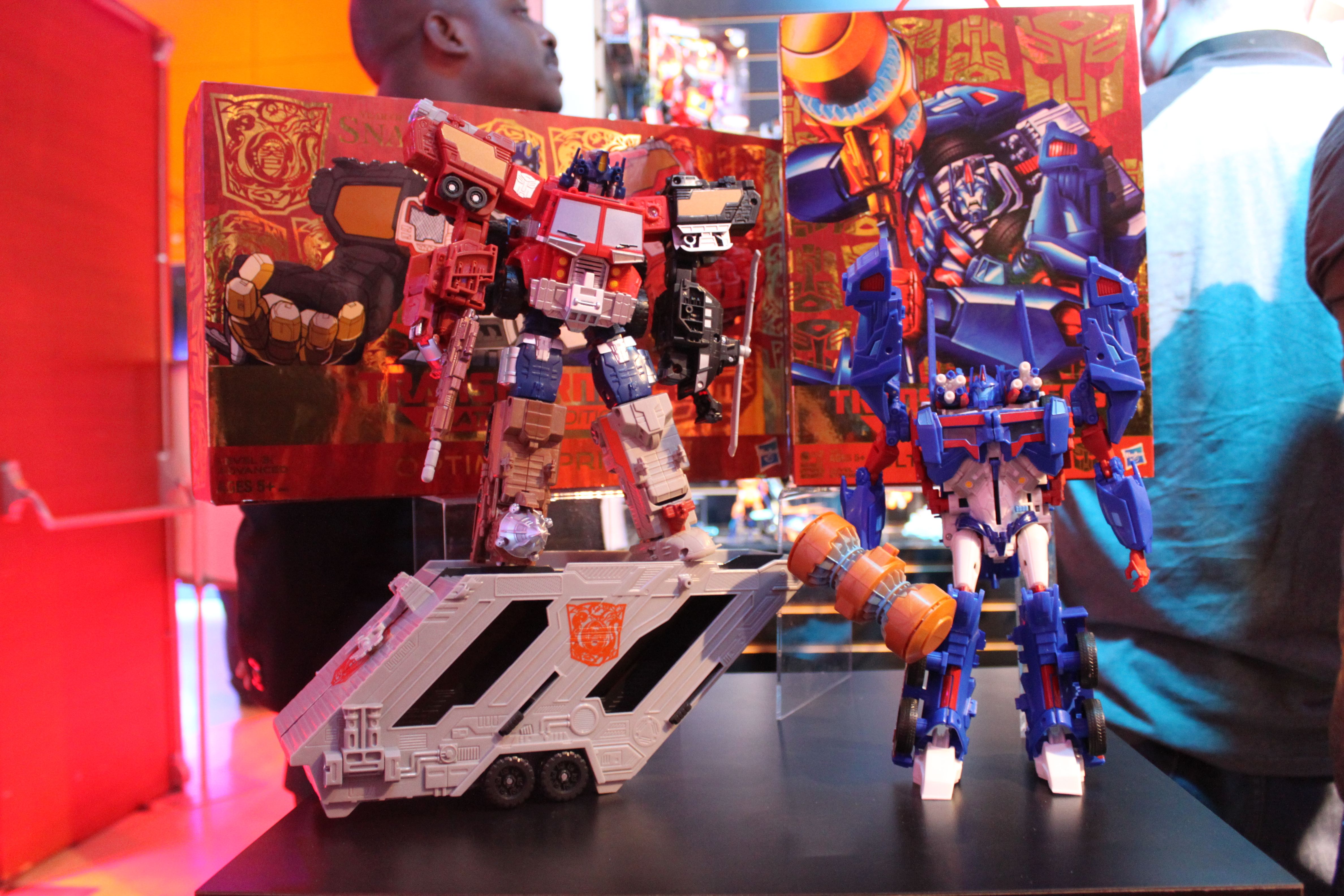 Toy Fair 2013 New TRANSFORMERS Toys Featuring the Biggest Transformers