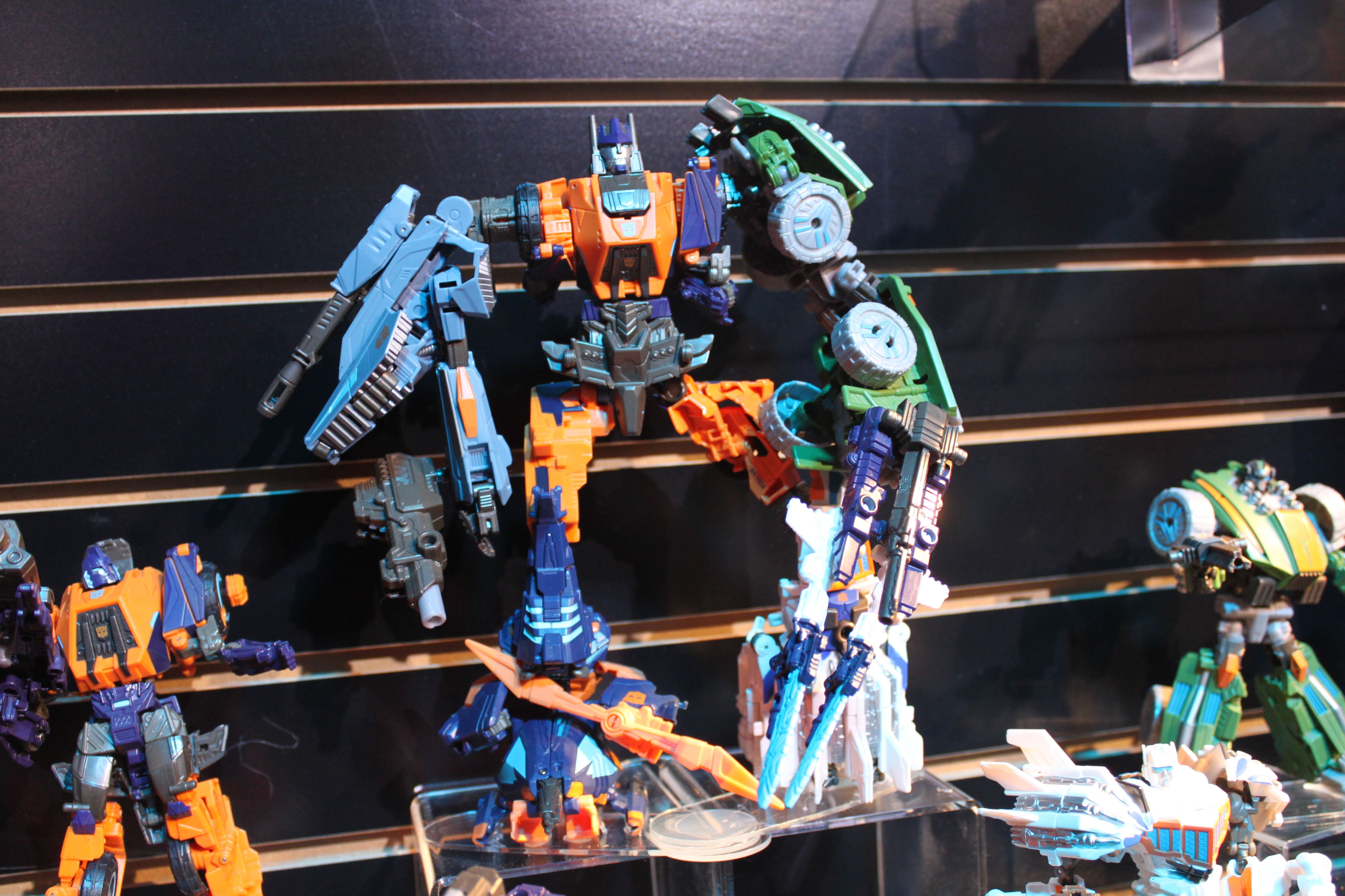 Toy Fair 2013 New TRANSFORMERS Toys Featuring the Biggest Transformers