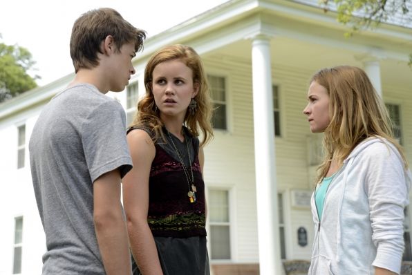 under the dome let the games begin colin ford mackenzie lintz britt robertson