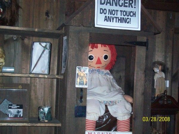 warren-files-haunted-room-annabell-doll
