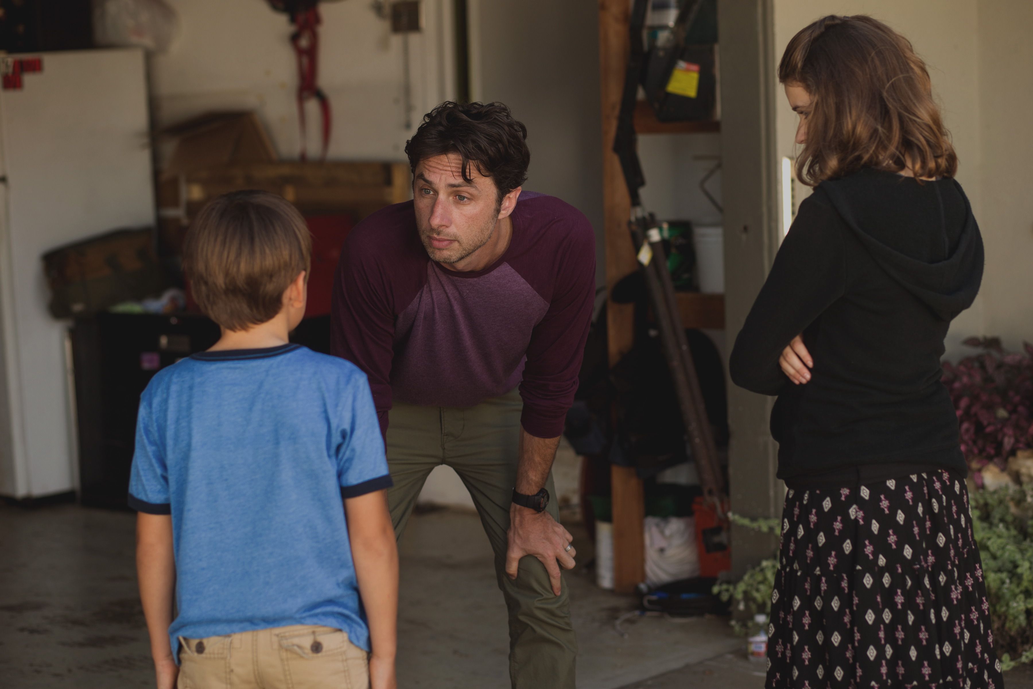 Wish I Was Here Clips And Images Zach Braff Directs And Stars In New Dramedy 